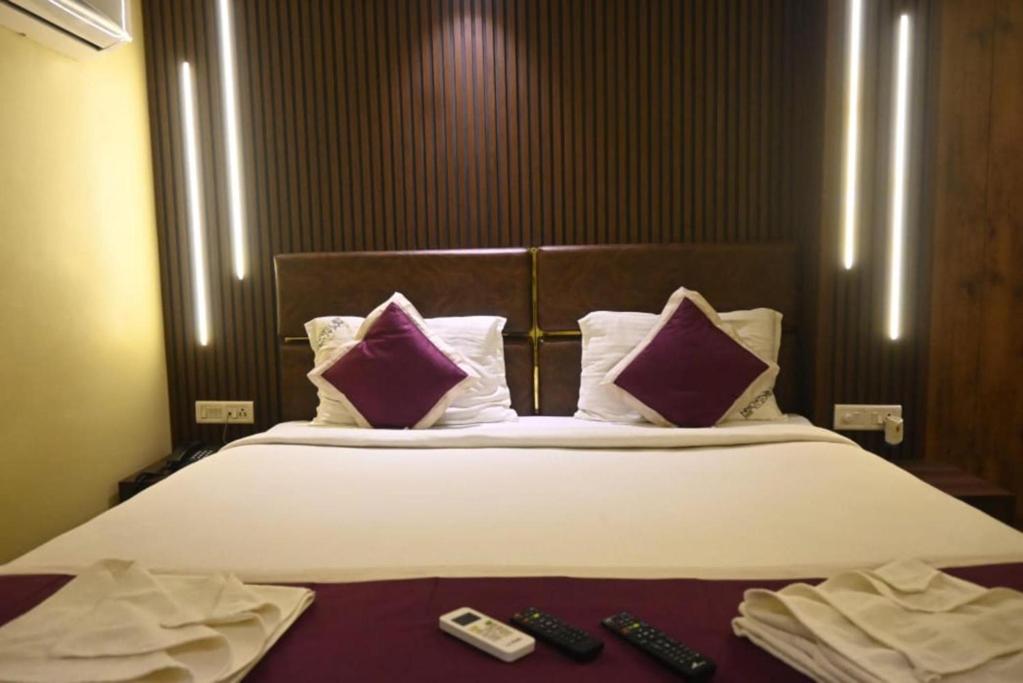Hotel Runway Inn Port Blair Bagian luar foto