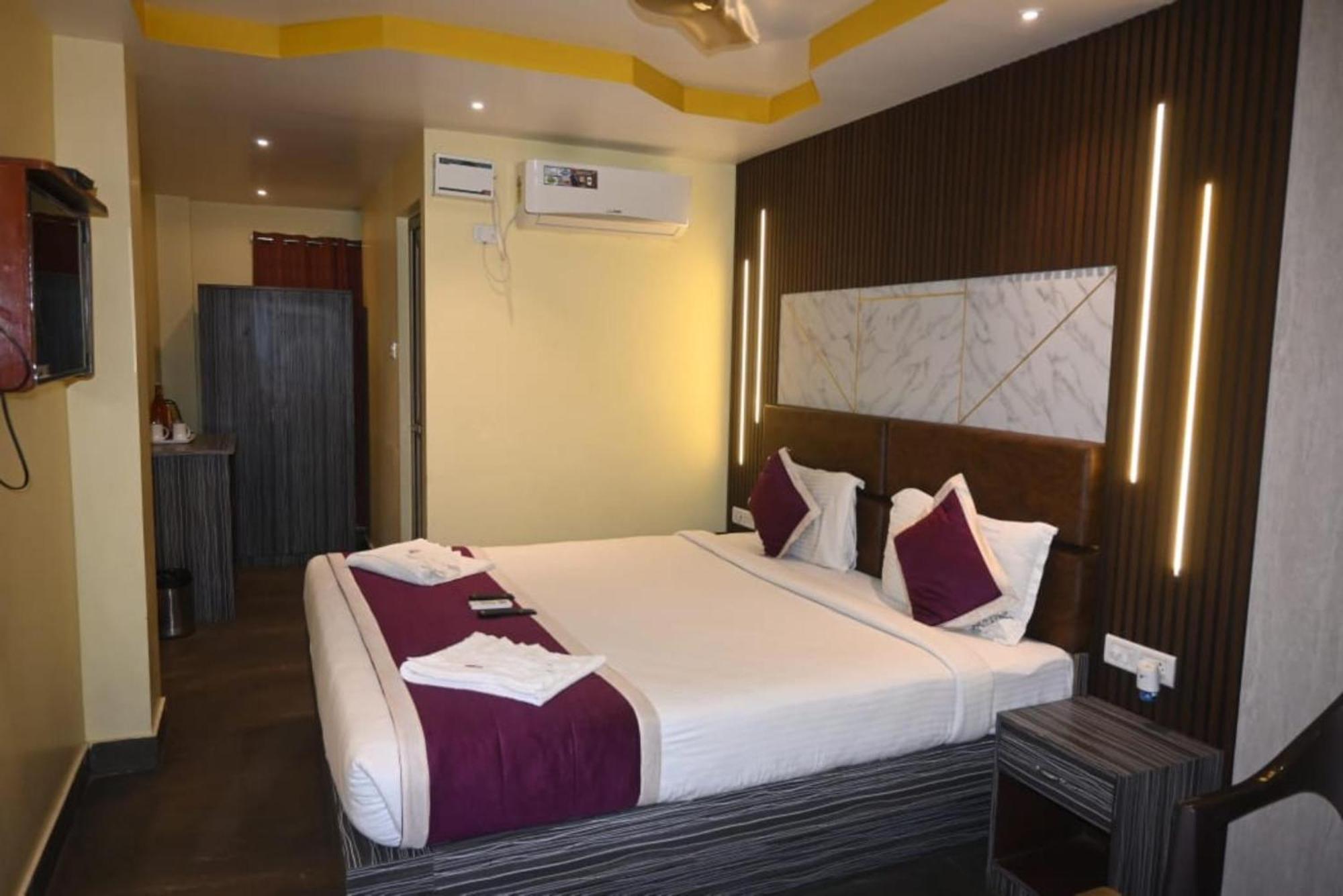 Hotel Runway Inn Port Blair Bagian luar foto
